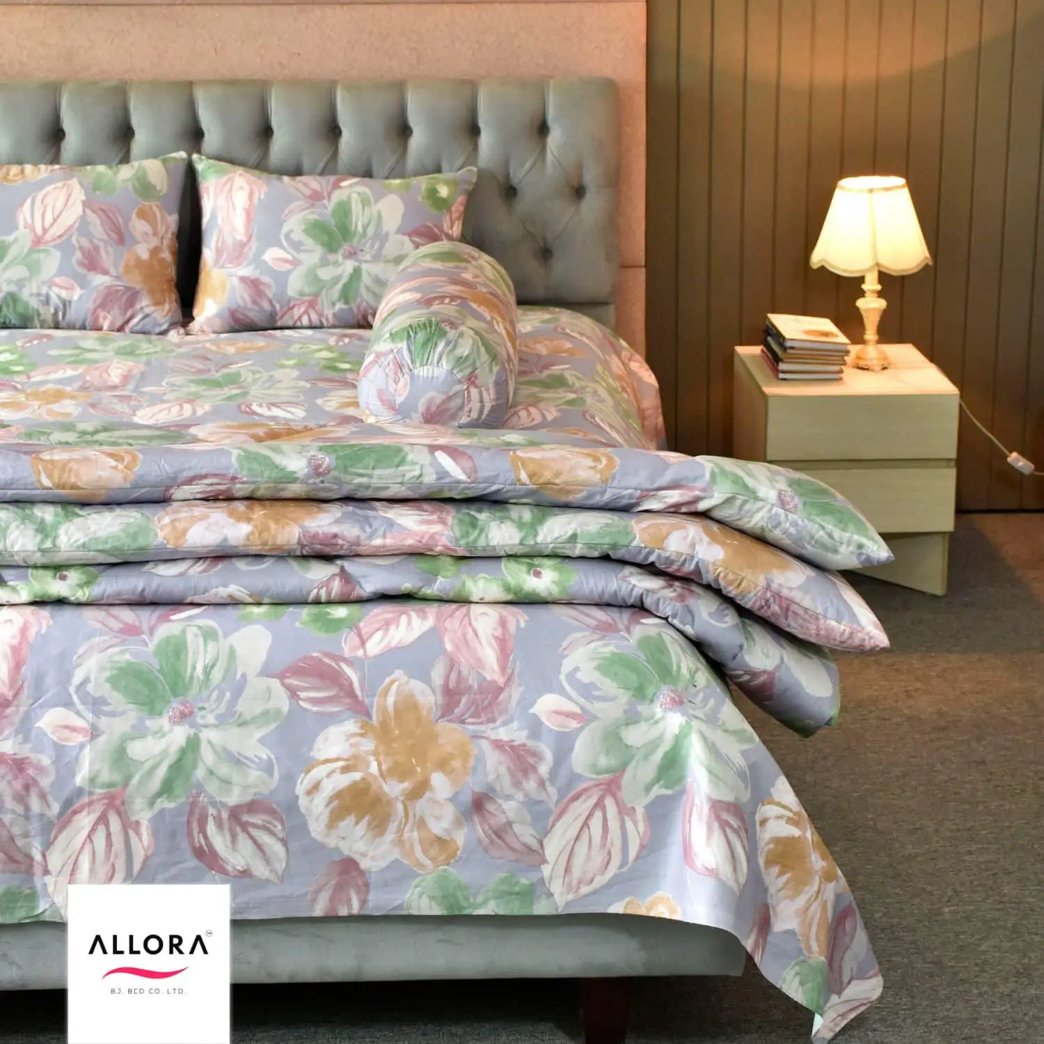 Watercolour Flora Comforter Bedding Set – Grey Purple (5Pcs) - Image 3