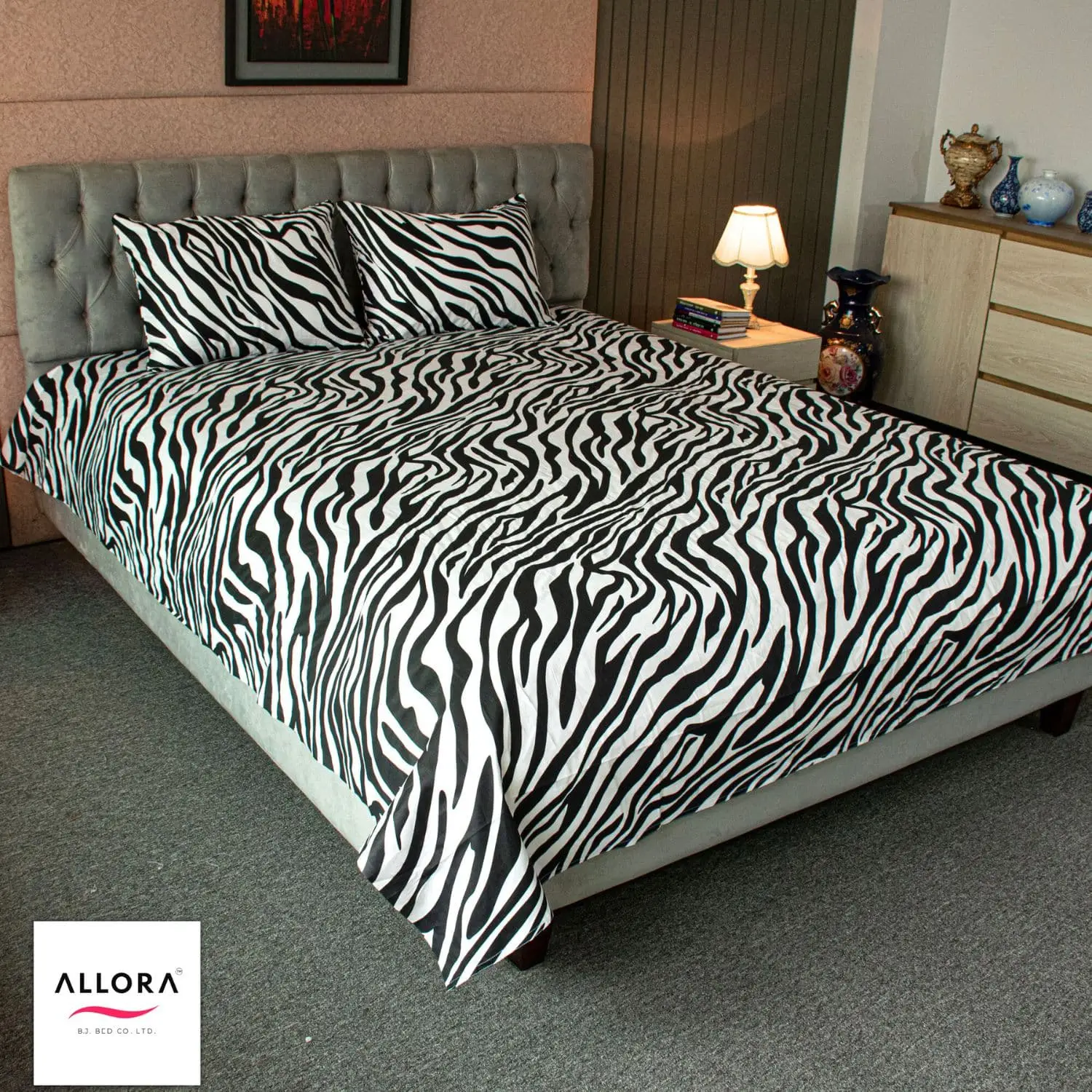 Zebra Printed King Bed Sheet – Black