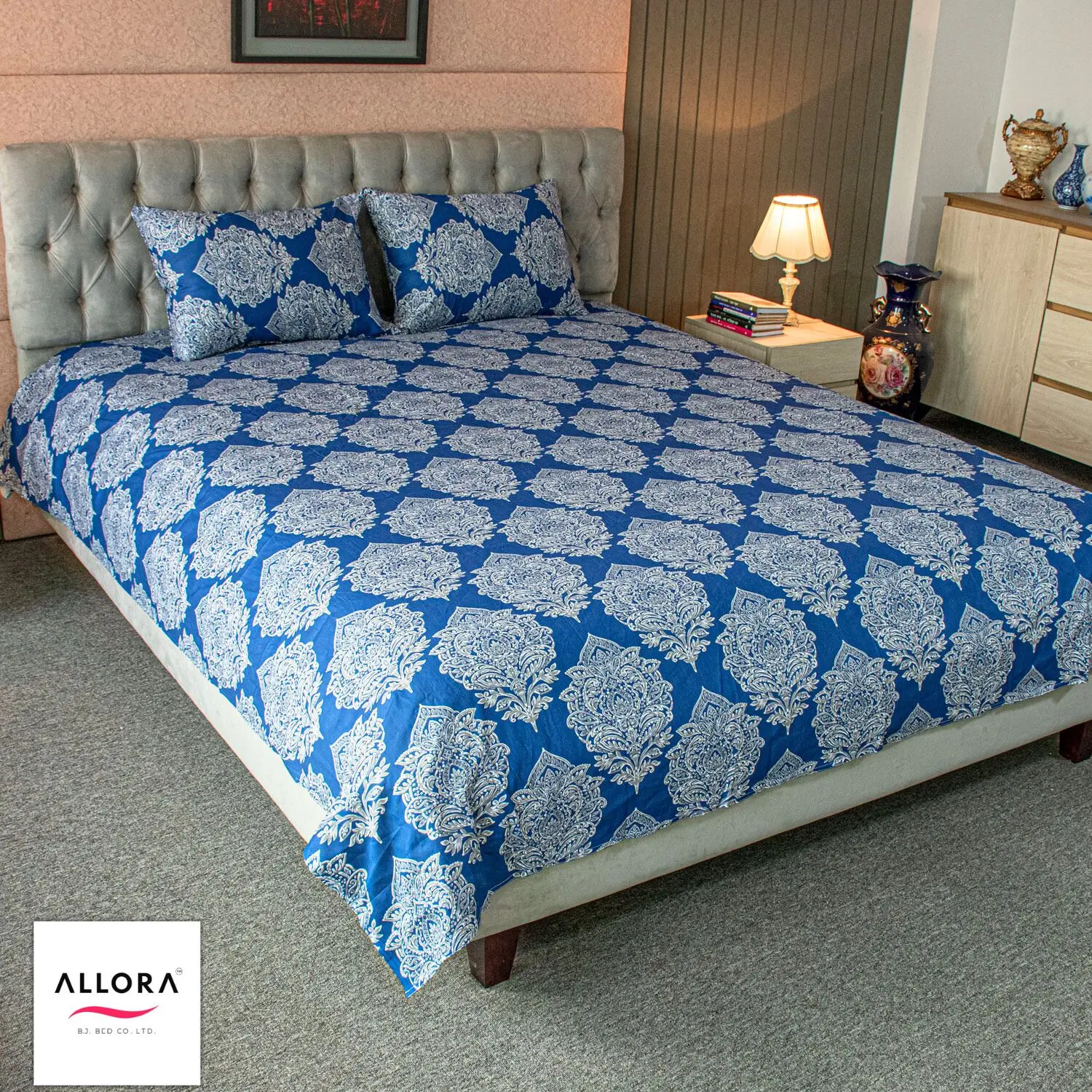 Regal Block Motif Printed Bed Sheet – Blue